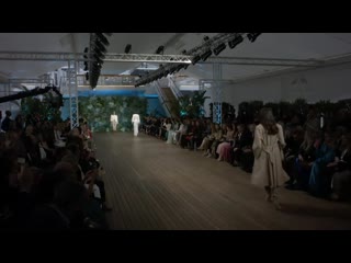 cruise 2020 collection - alberta ferretti fashion show